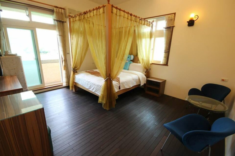 Bedroom 5, Meiman Xiaowo, Yilan