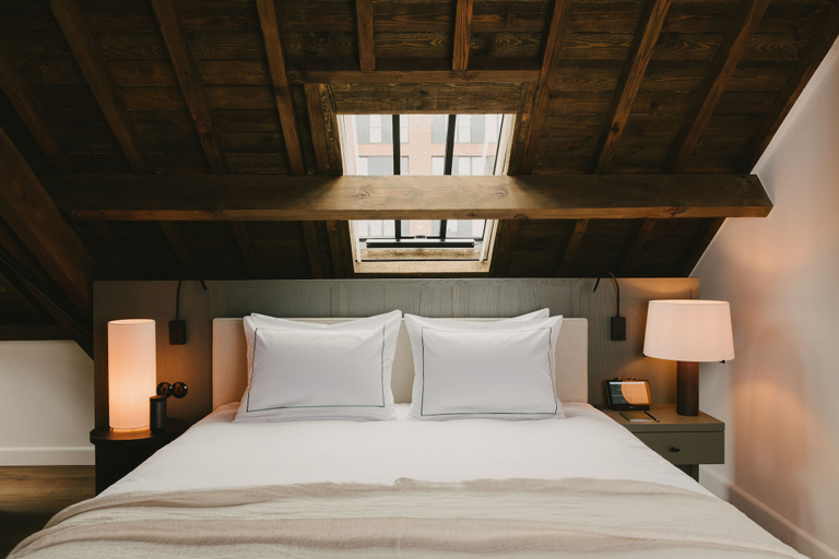 Bedroom 4, august, Antwerpen