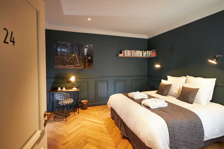Bedroom 4, Hôtel Victoria, Drôme