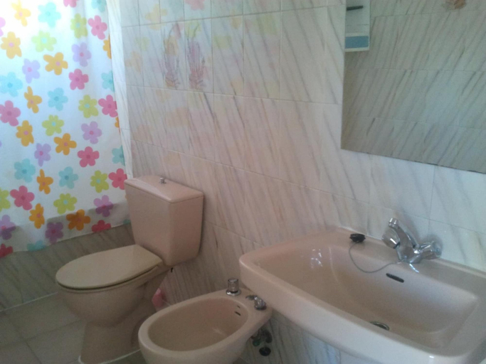 Bathroom 4, Ocana Apartments, Alicante