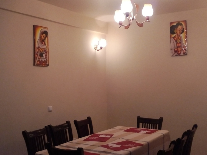 Others 4, 251 Budget Guest House, Addis Abeba