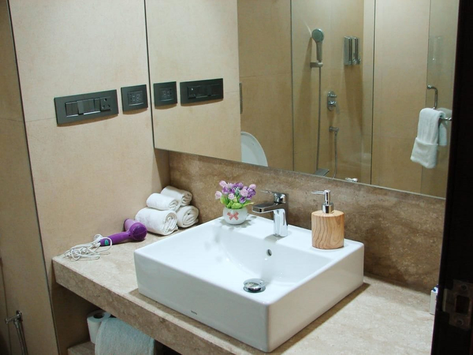 Bathroom 4, Hotel Grand Maple, Jaipur