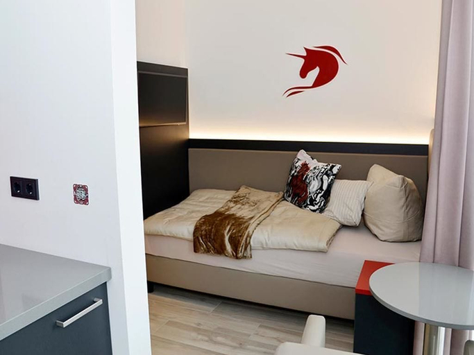 Others 5, Hotel Rotes Einhorn, Düren
