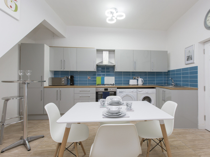 Others 5, Townhouse Plus @ 40 West St, Cheshire East
