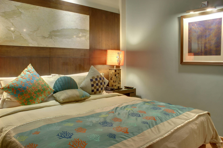 Bedroom 2, juSTa MG Road Hotel , Bangalore