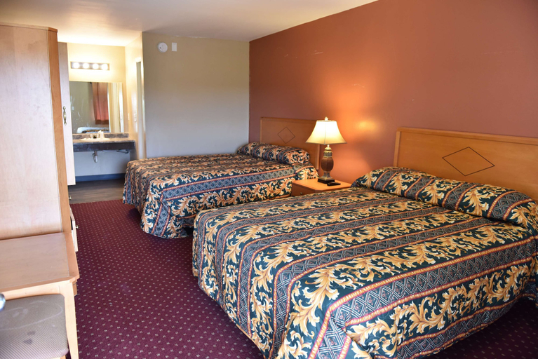 Bedroom 2, Knights Inn Merrillville, Lake