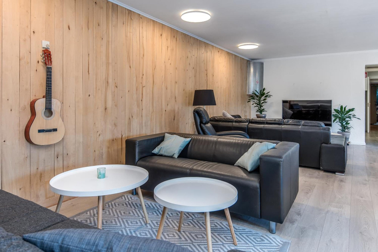 Others 4, Tallbackens Gård & Vandrarhem - Hostel, Norrköping