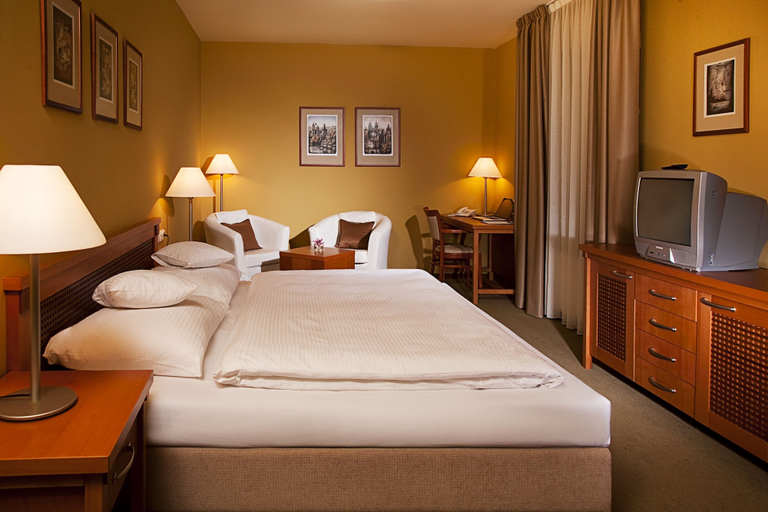 Bedroom 4, Dolce Villa Hotel, Praha 6