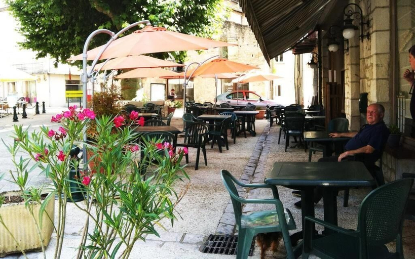Food & Drinks 3, Auberge du Puits, Lot