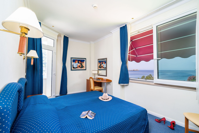 Bedroom 3, Boutique & Beach Hotel Villa Wolff, Dubrovnik