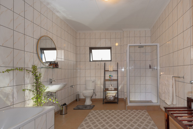 Bathroom, Safari House, Kamanjab