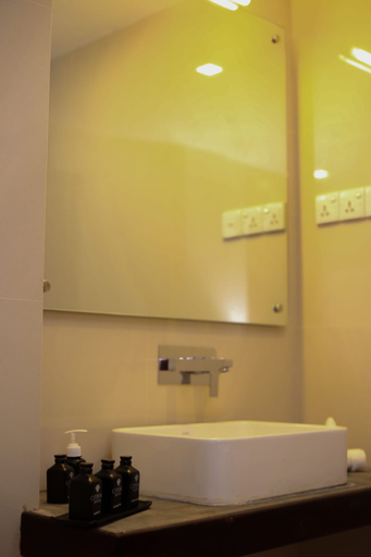 Bathroom, Citrine Mirissa, Weligama
