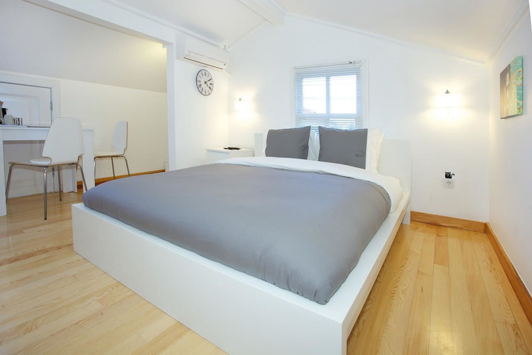 Room 3, Dreamer's B&B Cihangir, Beyoğlu