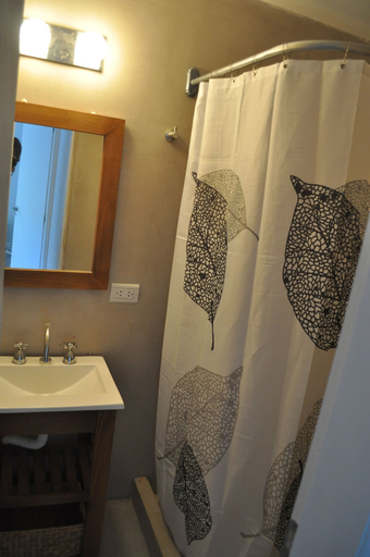 Bathroom 4, Patagonia Hikes Aparts, Lago Argentino