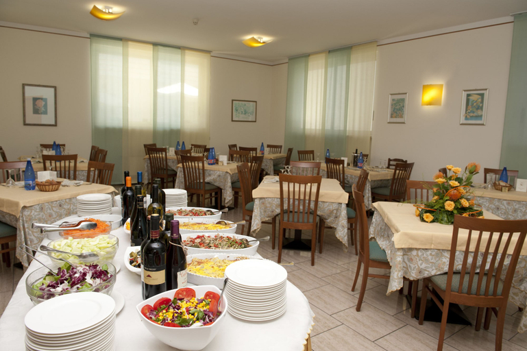 Food & Drinks 5, Hotel Caravel, Chieti