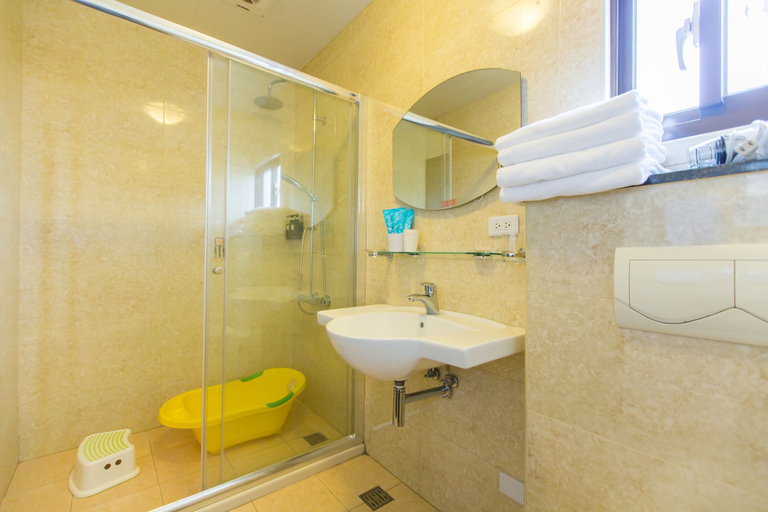 Bathroom 3, Yilan 1955 Kids Friendly B&B, Yilan