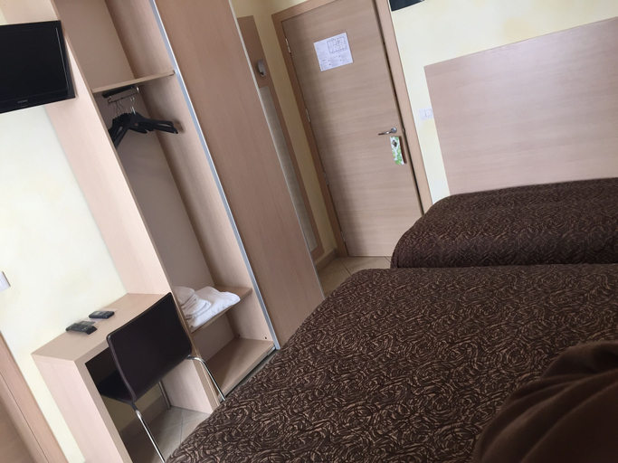Bedroom 3, Hotel Rubens, Rimini