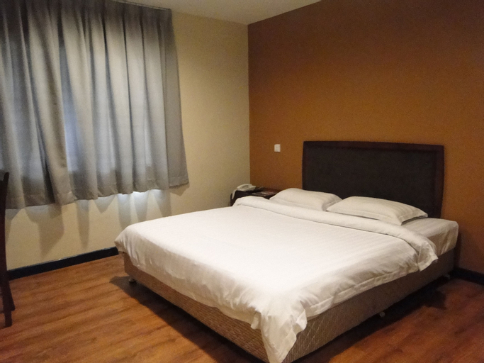 Bedroom 14