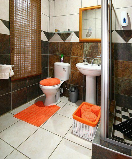 Bathroom 4, Home Guesthouse, Bojanala