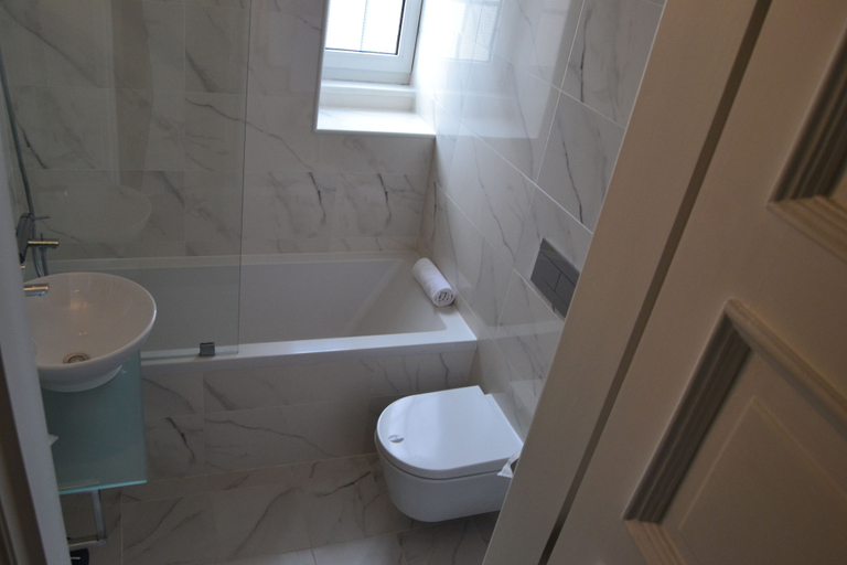 Bathroom 3, Hotel João Padeiro, Aveiro
