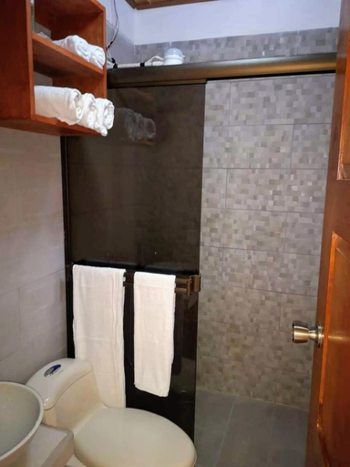 Bathroom 3, Estancia Santa Teresita, Nicoya