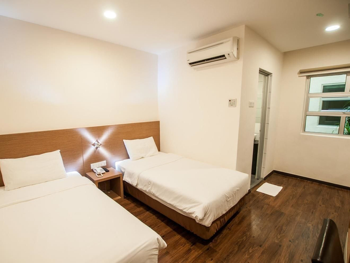 Bedroom 3, Nagoya Inn Hotel, Langkawi