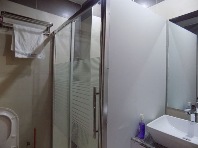 Bathroom 3, Freedom City Hotel, Kampala