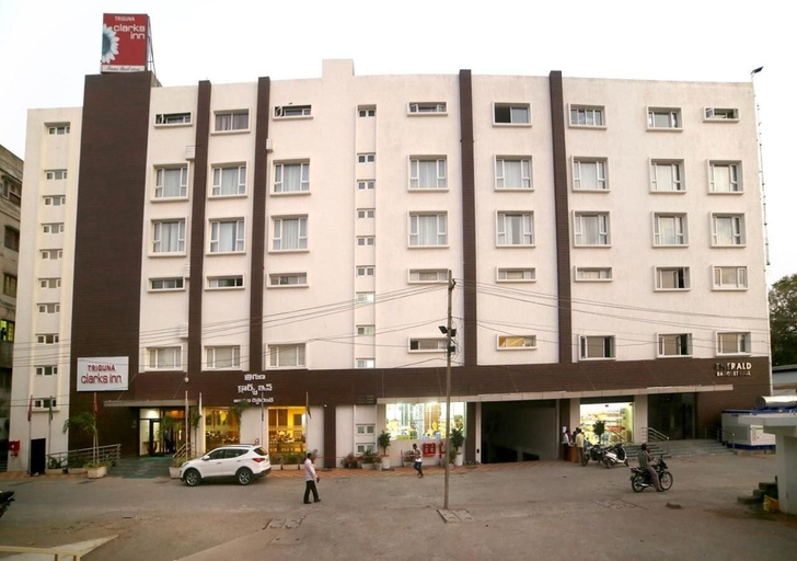 Exterior & Views 2, Triguna Clarks Inn, Kurnool