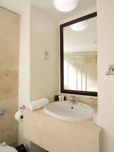 Bathroom 4, The Albany Hotel, eThekwini