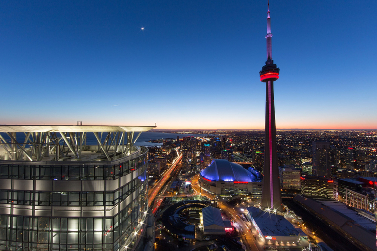 Views from the Six, Toronto