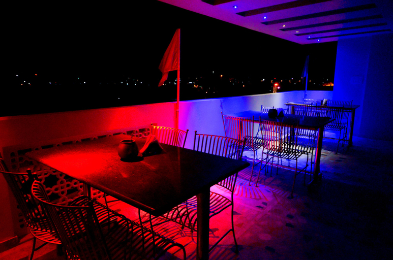 Food & Drinks 5, Hotel Sunday Inn, Jaipur