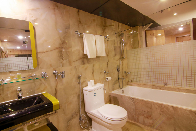Bathroom 4, Trekkers Inn, Gandaki