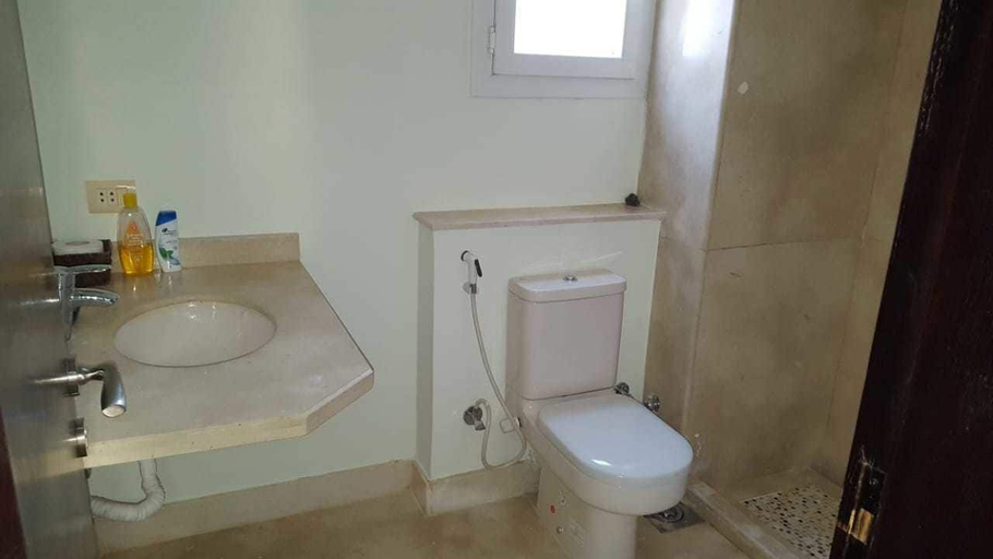 Bathroom 3, Diplomats Villa at Diplo4 MV Rass El Hekma, Ad-Dab'ah