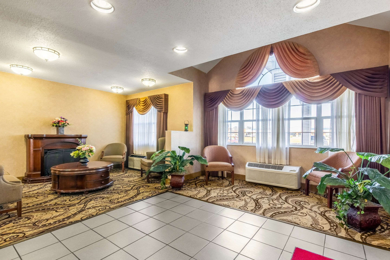 Others 5, Econo Lodge Inn & Suites Evansville East, Vanderburgh