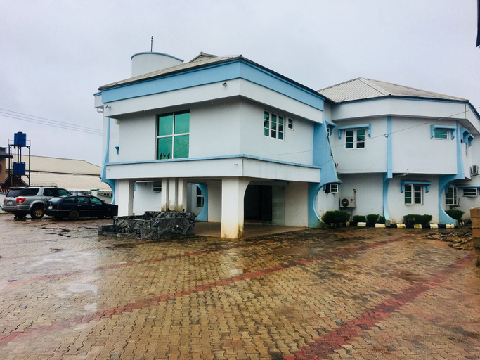 Exterior & Views 2, Mignonette Hotel & Suites, Oredo Edo