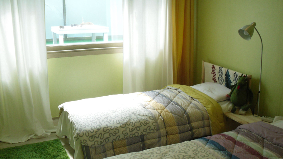 Bedroom 4, Gangneung Station Guesthouse, Gangneung