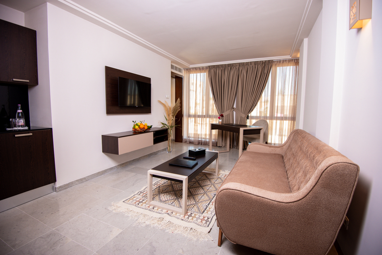 Bedroom 3, Lescure Business Hotel & Spa, Mégrine
