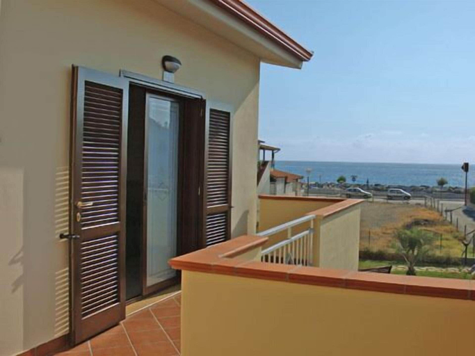 Others 5, Hotel Santa Rosa, Cosenza