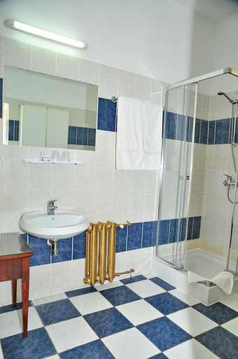 Bathroom 3, Podzamcze - Schlosspension, Sławno