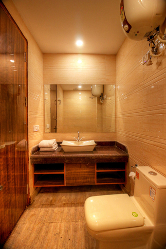 Bedroom 4, OPO Viva Palace, West
