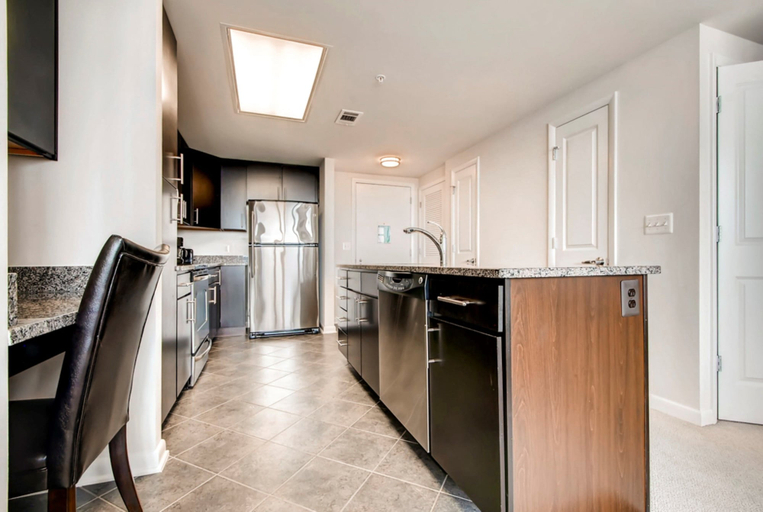 Others 5, Bluebird Suites in Pentagon City, Arlington