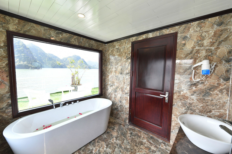 Bathroom 4, Halong Sapphire Cruise, Hạ Long