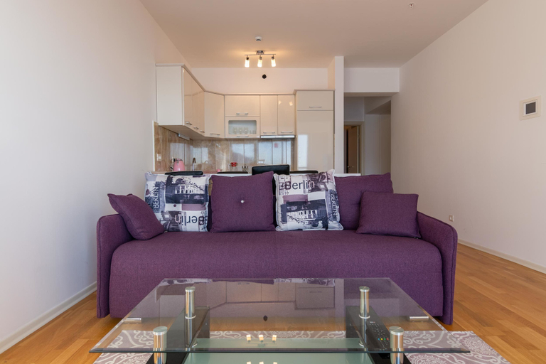 Others 4, Stay In Budva 5