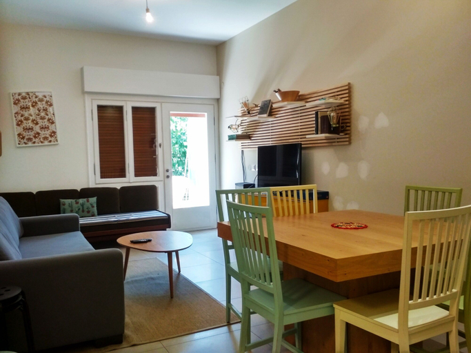 Others 5, 2BDR Masaryk Square Apt Central Location