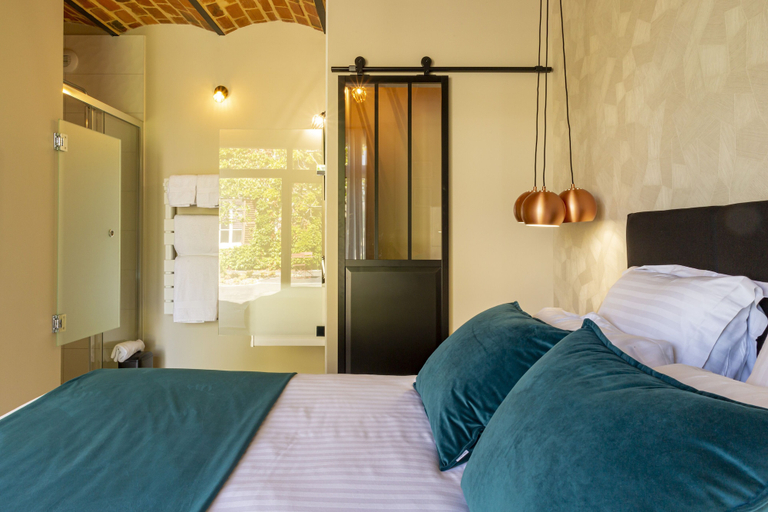 Bedroom 4, La Ressourçante, Marne