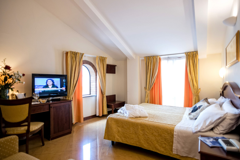Bedroom 19
