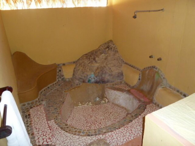 Bathroom 5, Hotel Lagunita Yelapa, Cabo Corrientes