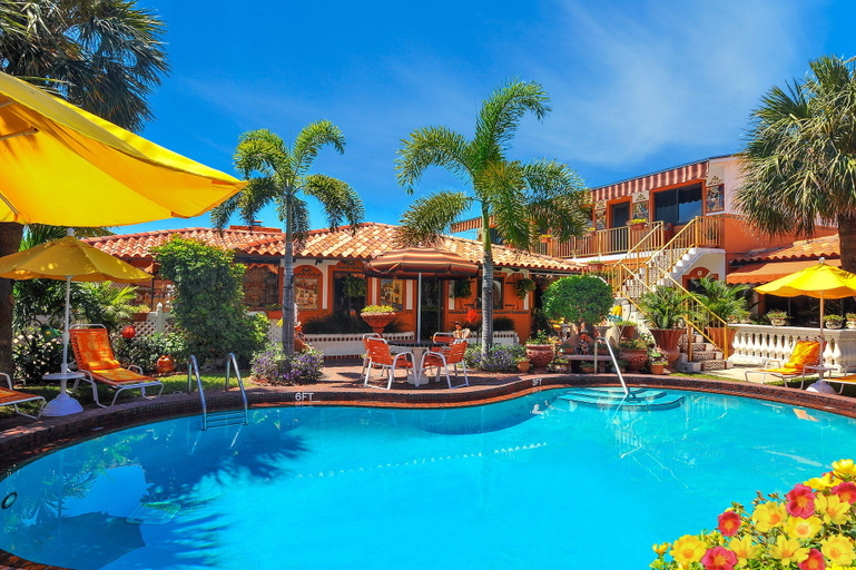 Sport & Beauty 1, Blue Seas Courtyard, Broward
