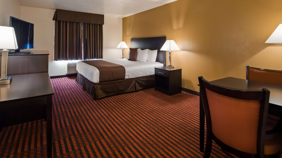 Bedroom 4, Best Western Salinas Valley Inn & Suites, Monterey