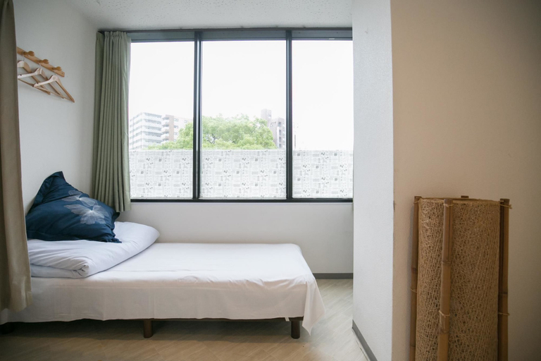 Bedroom 3, 123 Guest House, Osaka